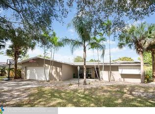 6321 SW 5th Pl, Plantation, FL 33317