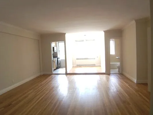 Rented by Stonehenge NYC LLC | media 1