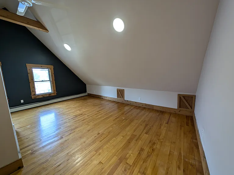 541 University Ave #5 — Photo 25