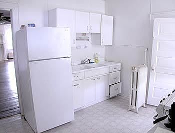 4th image of 1436 Neil Ave APT 9