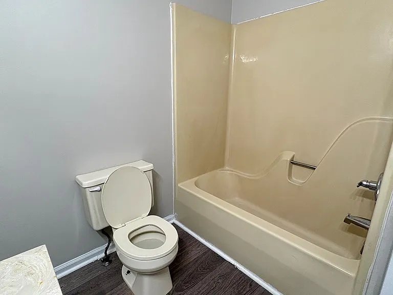 526 Whitener Dr — Photo 16