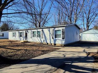 410 W Clark St, Thomasboro, IL