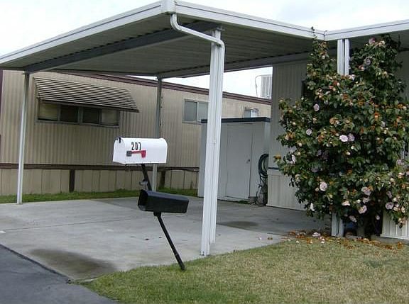 Side-by-side 2-car parking