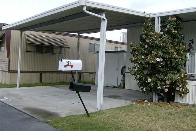 Side-by-side 2-car parking