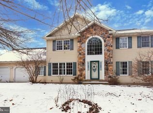 295 Dead End Rd, Lititz, PA 17543