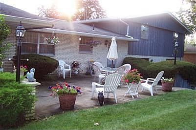 5th image of 436 Warwick Pl