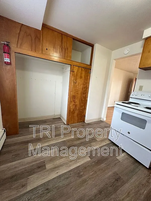 1 bed, 1.0 bath, $750 — Photo 4