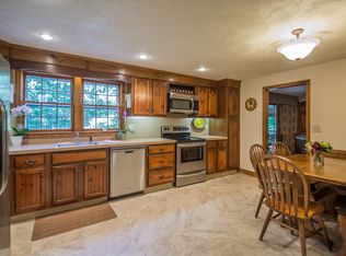 1454 Salem St, North Andover, MA 01845