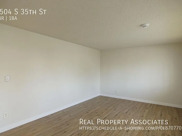 1504 S 35th St — Photo 6