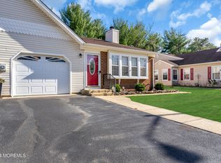 9 Quincy Dr #B, Manchester Township, NJ