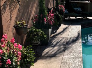 106 E Colt Rd, Tempe, AZ 85284