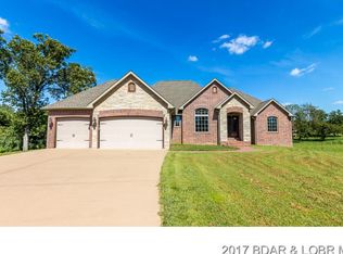 960 Keystone Ct, Lebanon, MO 65536