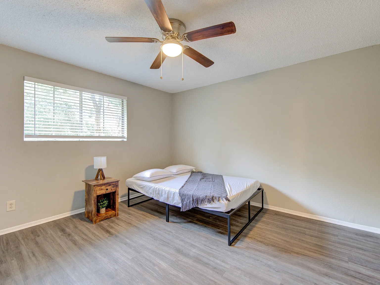 4106 California Avenue - 1 — Photo 3