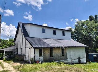 104 Howard St, Crocker, MO 65452