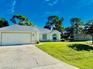 18477 Sunflower Rd, Fort Myers, FL 33967