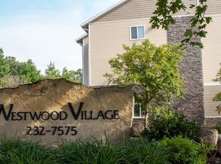 110 McDonald Dr, Ames, IA 50014