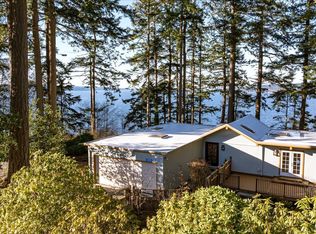 3155 Fox Spit Rd, Langley, WA 98260