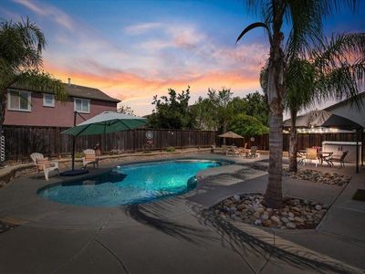 2060 Tarpan Way, Oakdale, CA, 95361