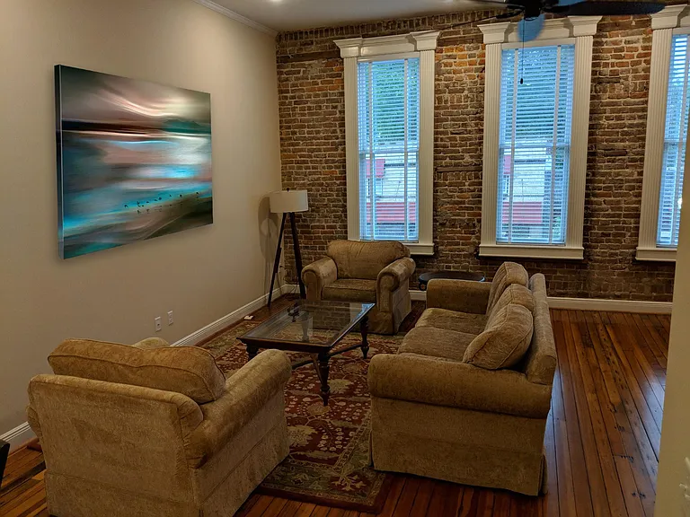 114 E University St #5 — Photo 2