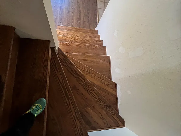 553 Roanoke Dr — Photo 10