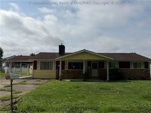 314 Ivywood St, Eleanor, WV 25070