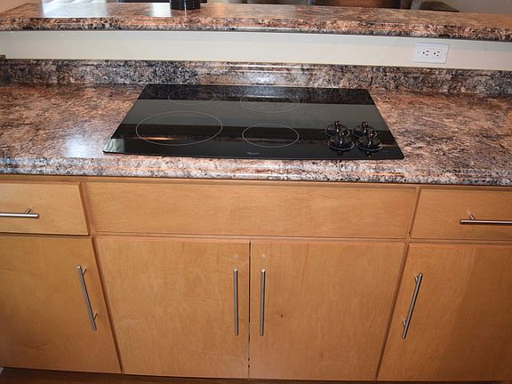5th image of 300 Historic 66 E APT 4