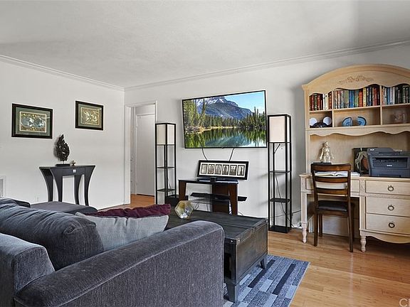 5th image of 370 Wisconsin Ave Unit 301