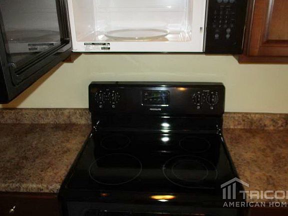 4th image of 10002 N 47th Ave