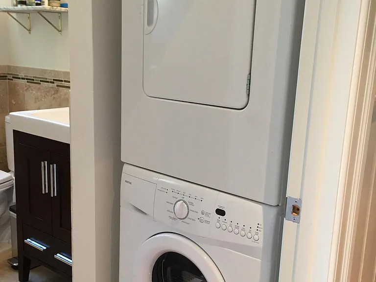 In unit washer/ dryer
