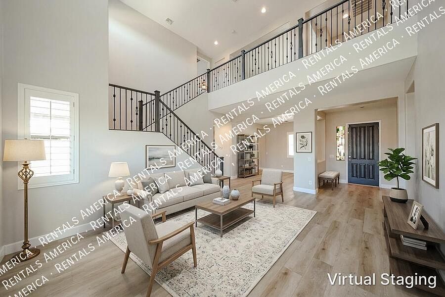 1st image of 18676 E Braeburn Ln