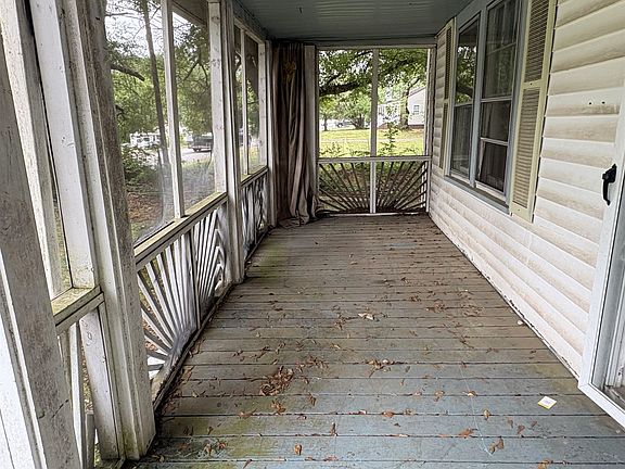 4th image of 64 E Main St