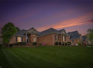 2326 Marlow Dr, Burlington, NC 27215