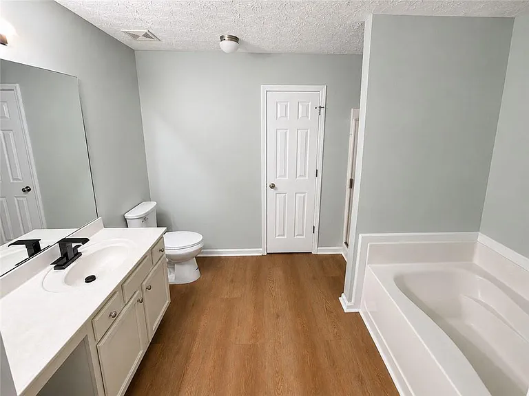 2490 Emma Way NW — Photo 13