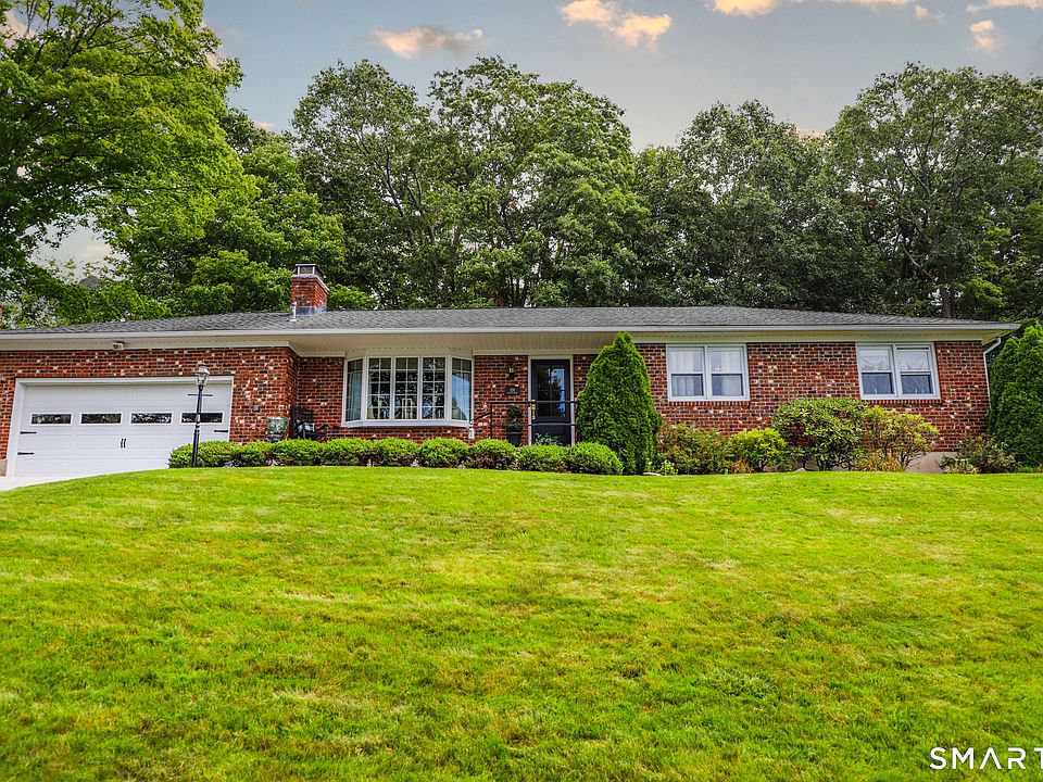 1st image of 124 Beverly Road