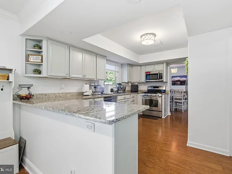 9120 Huber Ct — Photo 5
