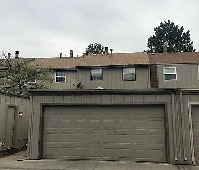 2728 E Geddes Ave — Photo 2