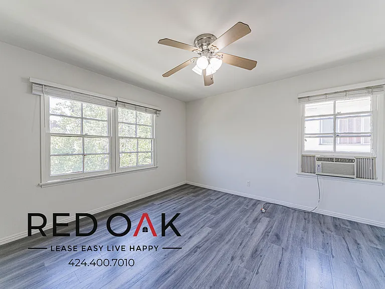 1119 Cardiff Ave #4 — Photo 11