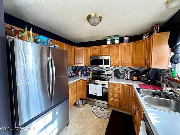 2nd image of 745 Kathy Ln