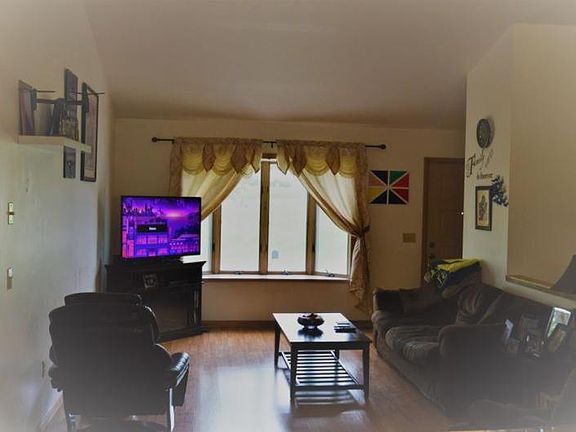 5th image of 4888 Vista Dr #71