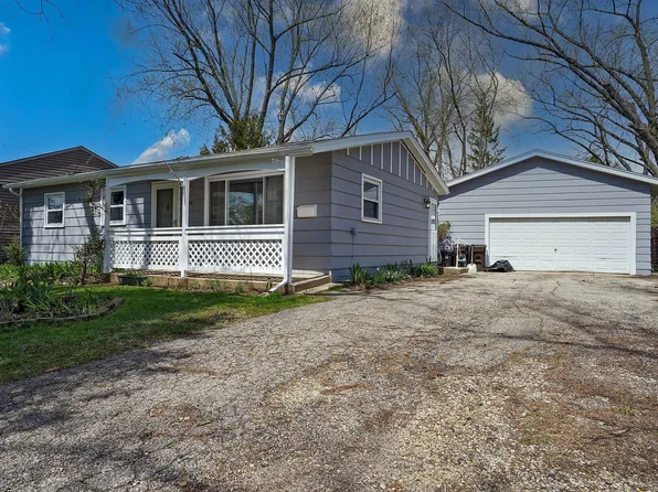 649 Clover Rd, Wauconda, IL 60084