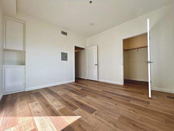5th image of 1625 Butler Ave APT 202