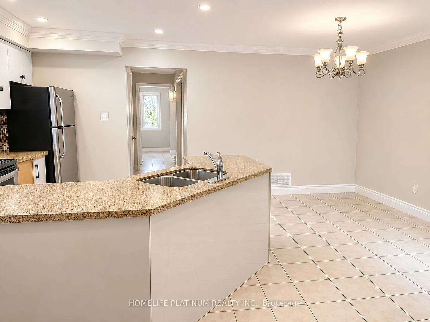 4 bed, $3,300 — Photo 3