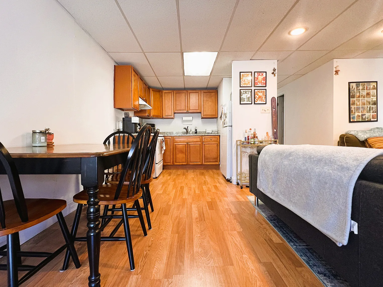 4257 Main St — Photo 3