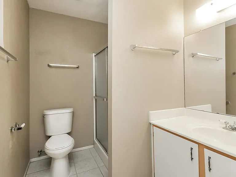 6332 W Laredo St — Photo 10