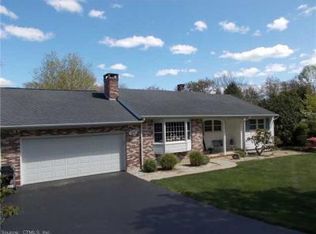 17 Heritage Rd, East Lyme, CT 06333