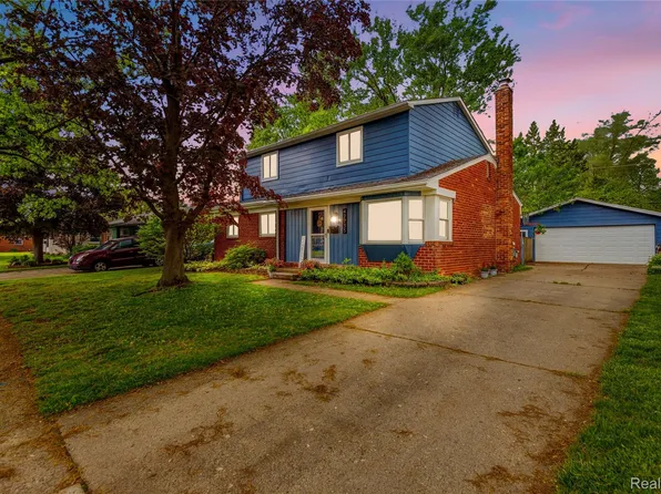 47735 Jeffry St, Utica, MI 48317