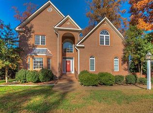 3500 Fox Hurst Dr, Midlothian, VA 23113