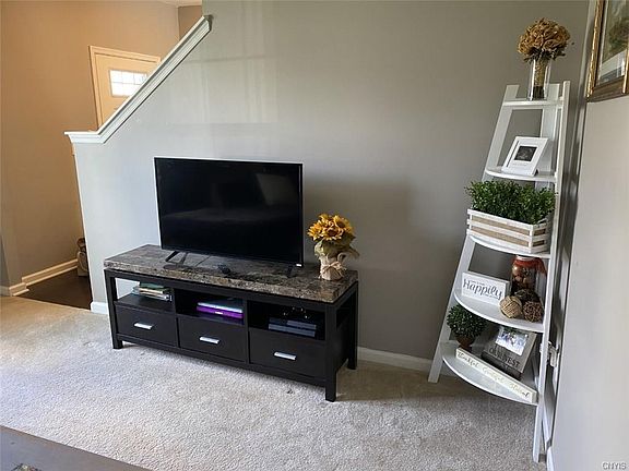 3rd image of 8478 Melo Cir