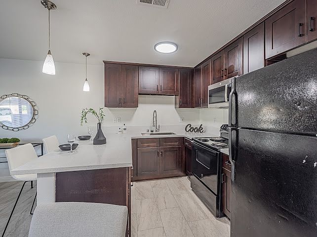 1st image of 217 Westlake Dr Unit 6