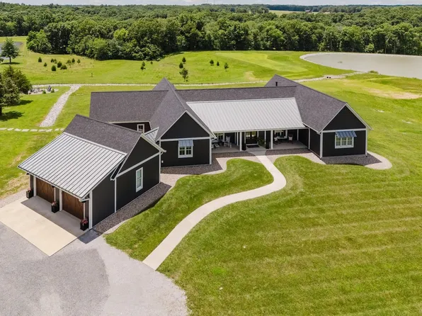 455 Webb Town Ln, Ozark, IL 62972